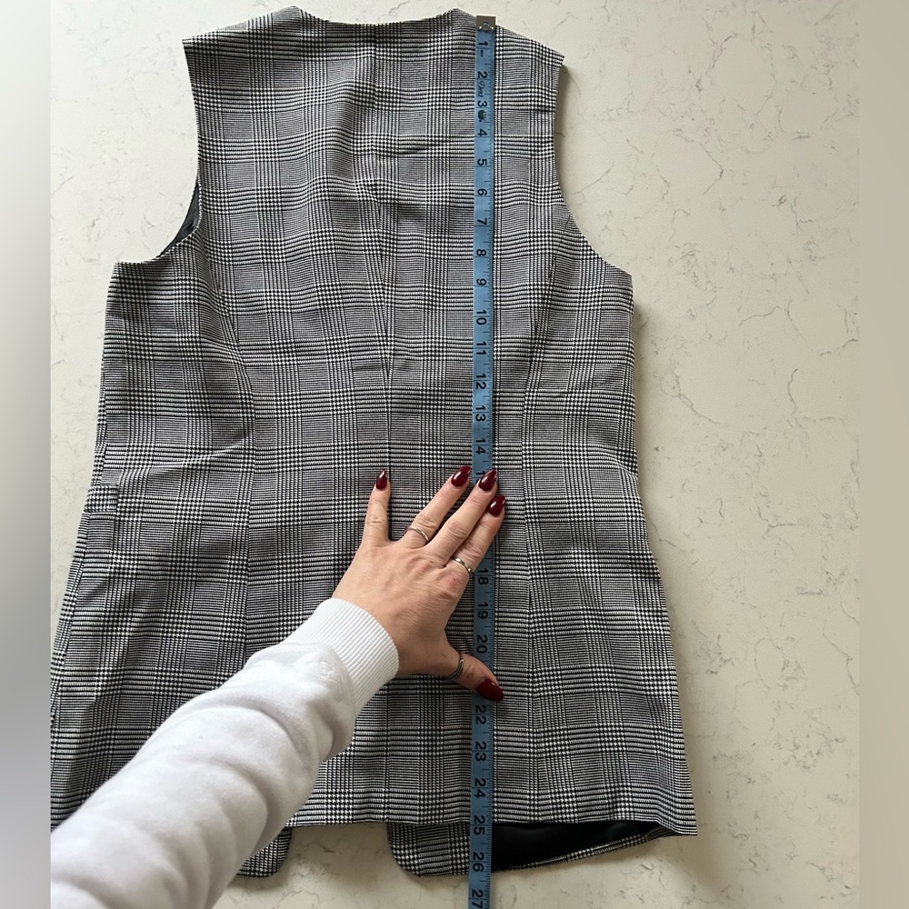 Like New Sincerely Jules Black & White Glen Plaid Vest Sleeveless Top - Picture 11 of 13